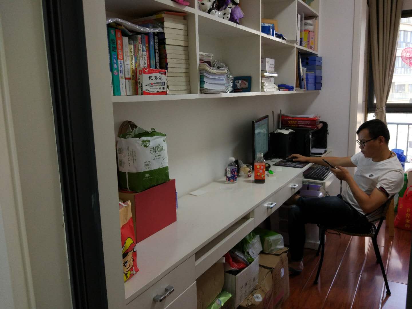 御台公馆精装三房，拎包入住！两证全！