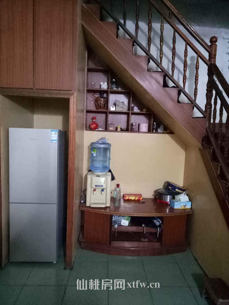 大洪小区超高性价比复式楼