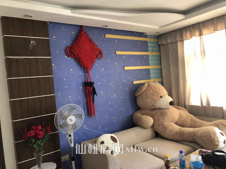 汪洲桥旁农行附近与市公安局宿舍相邻，设有2道防盗门