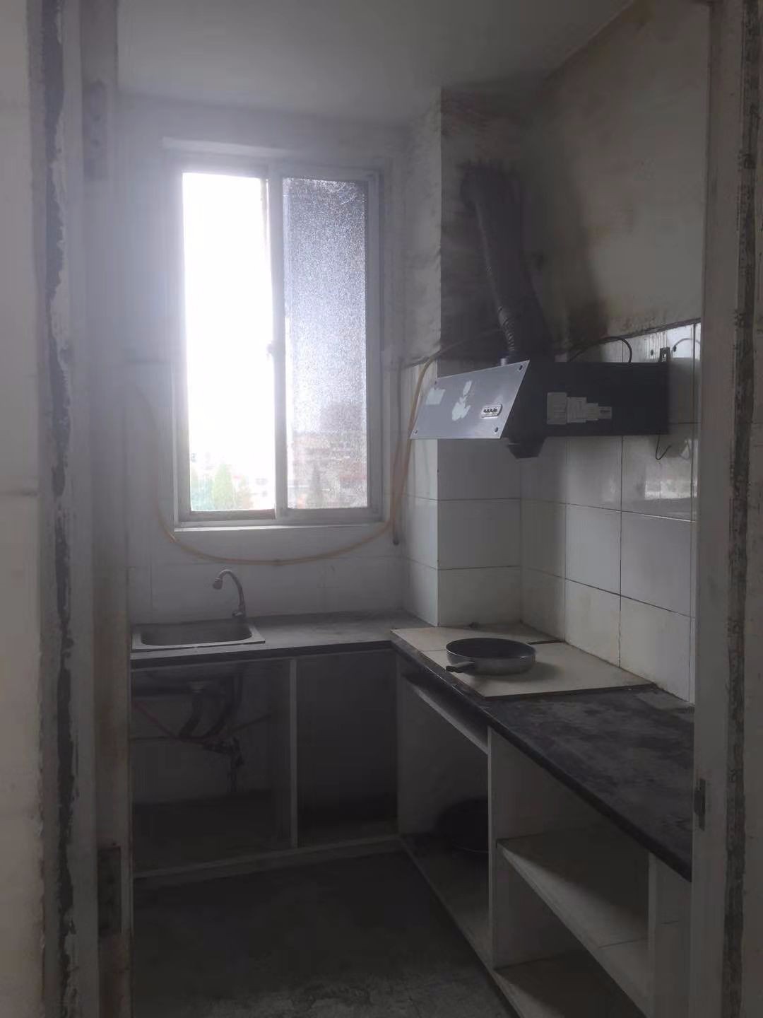 一中花园，个人产权（2证）