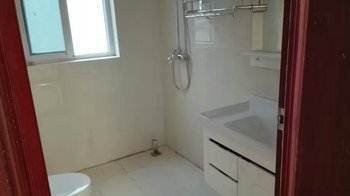 中百仓储后（宾馆式）单间出租