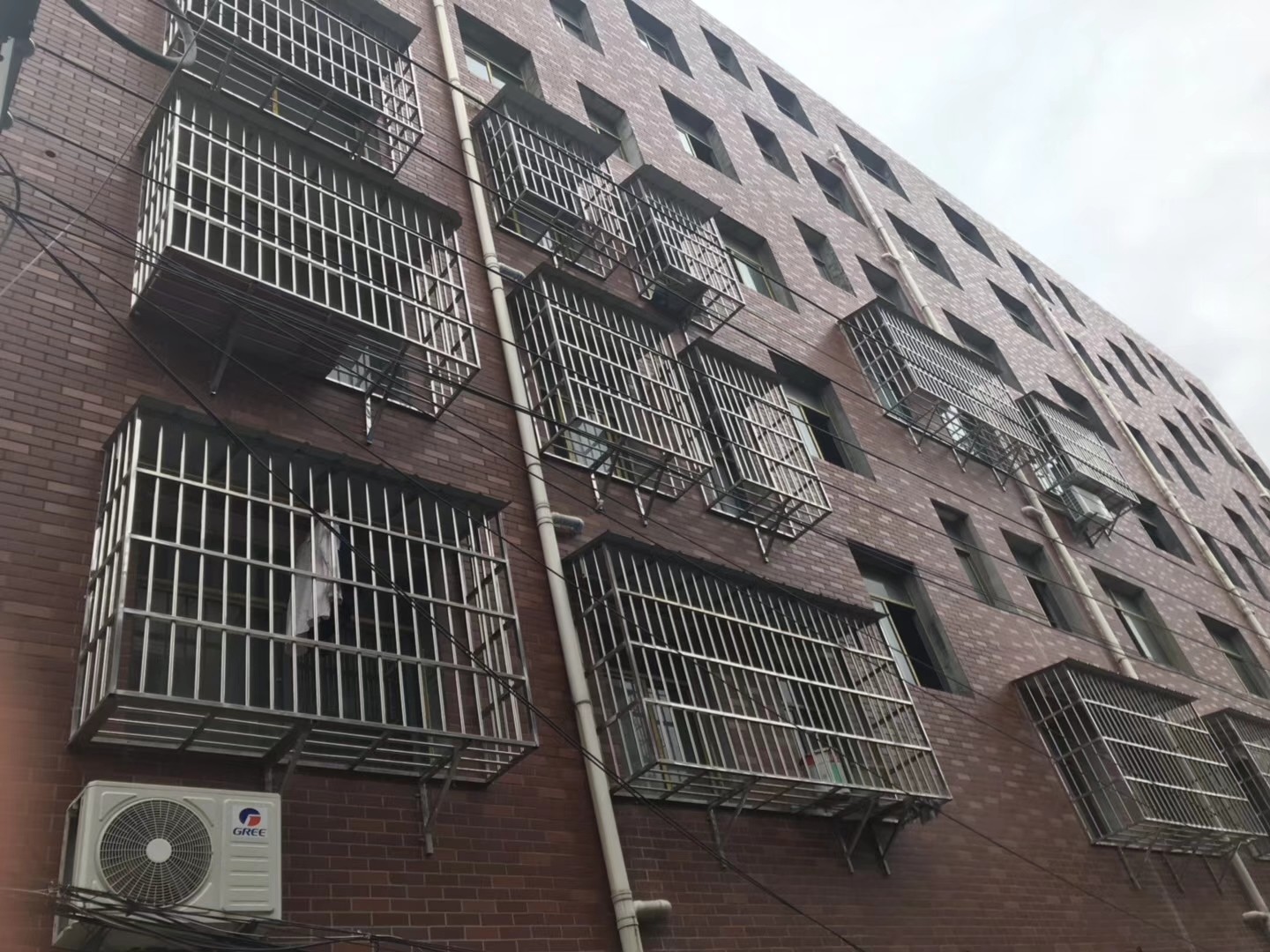 一中附近低价新房出售