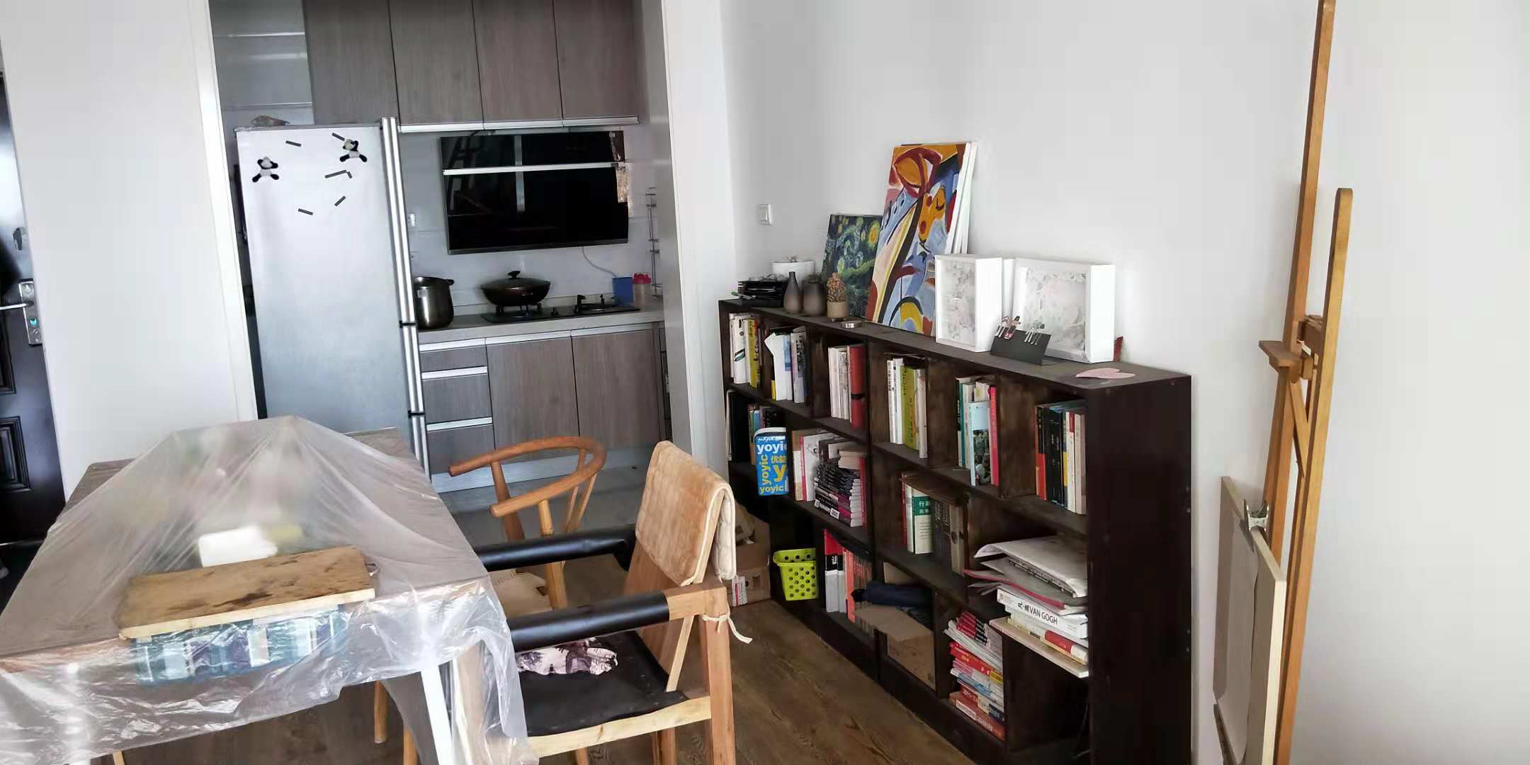 满庭春精装二房，两证齐全，楼层好！