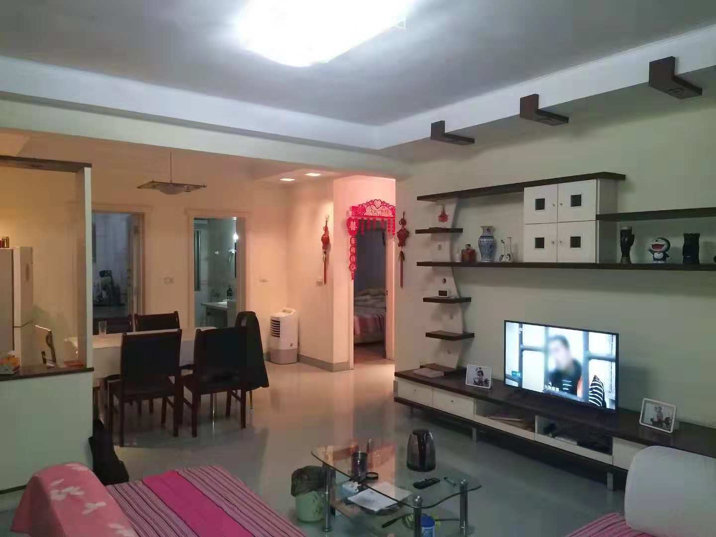 毅德园精装现房，价格美丽，证件齐全！