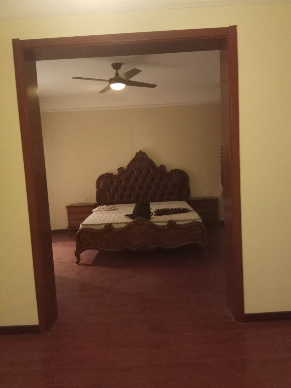 一个舒适居住和办公的多功能空间