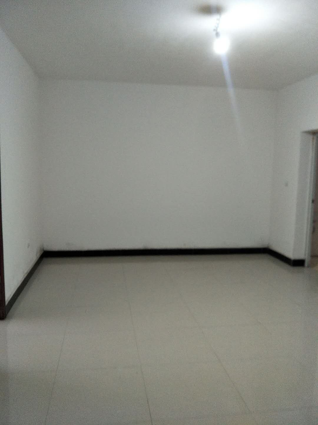 一中附近黄金村两室两厅