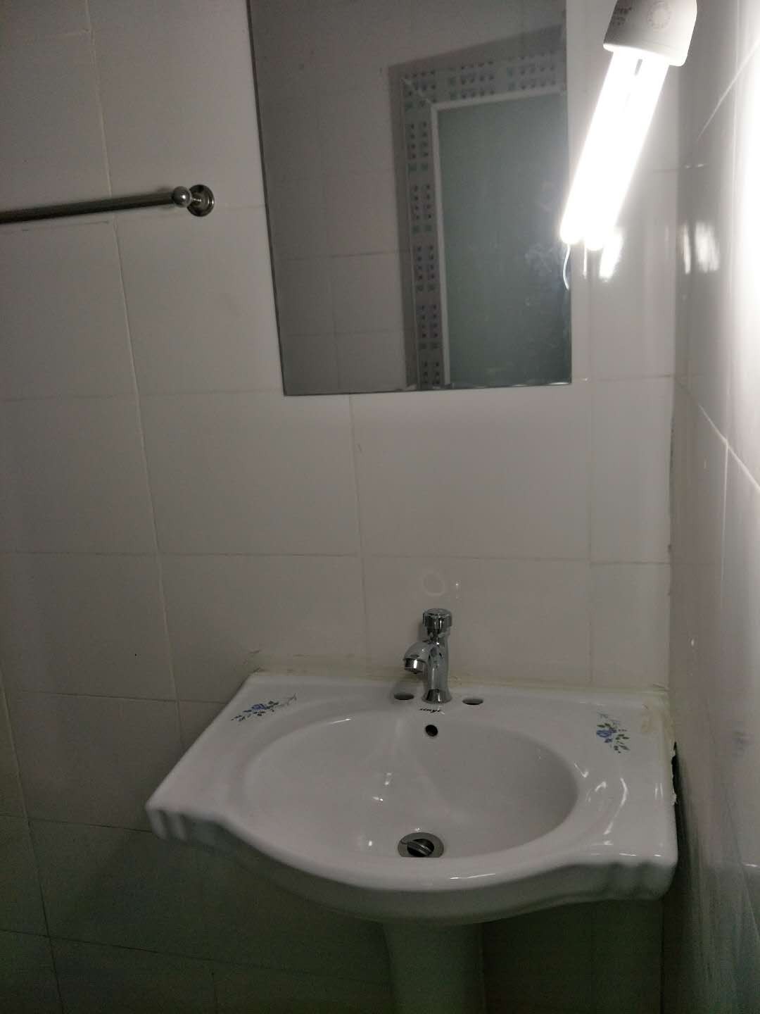 一中附近 村两室两厅