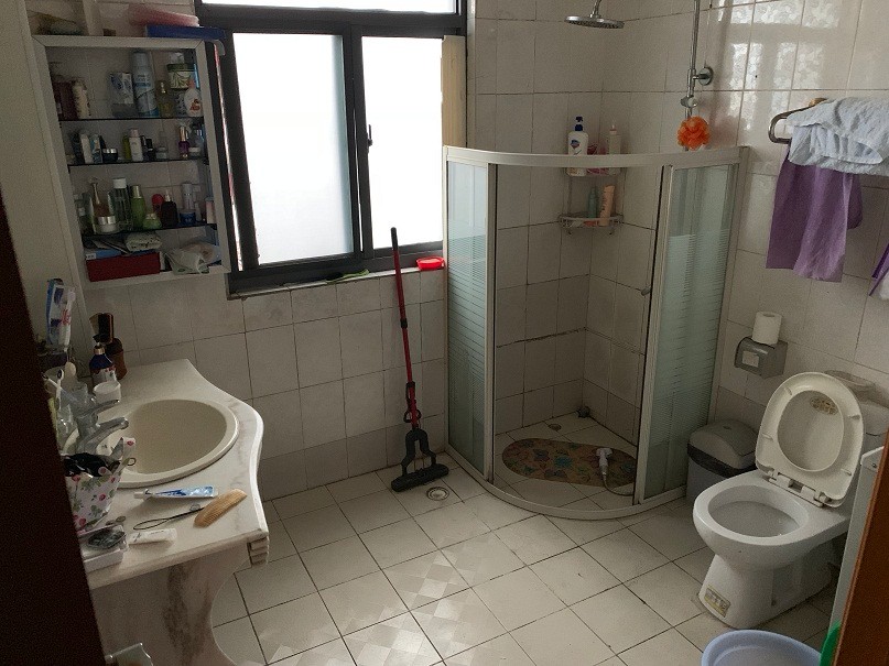 财政局宿舍， 地段，离 近