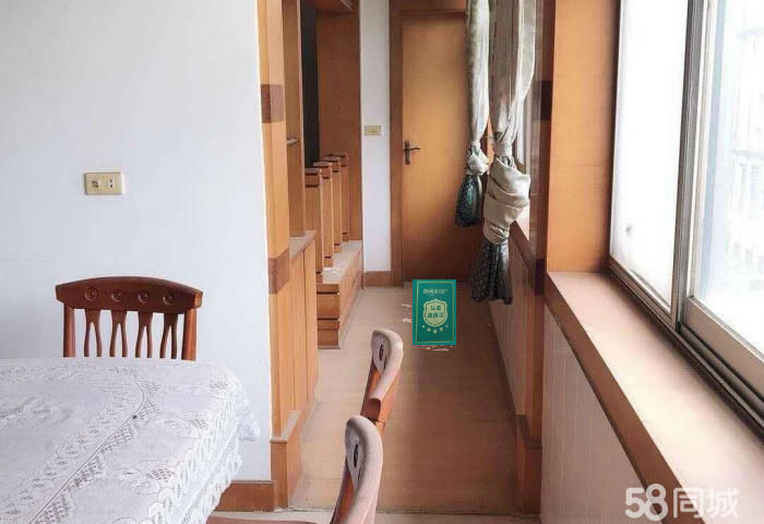 烟草巷单位宿舍楼大面积138平带1楼储物室诚意出售证件齐全园内可停车