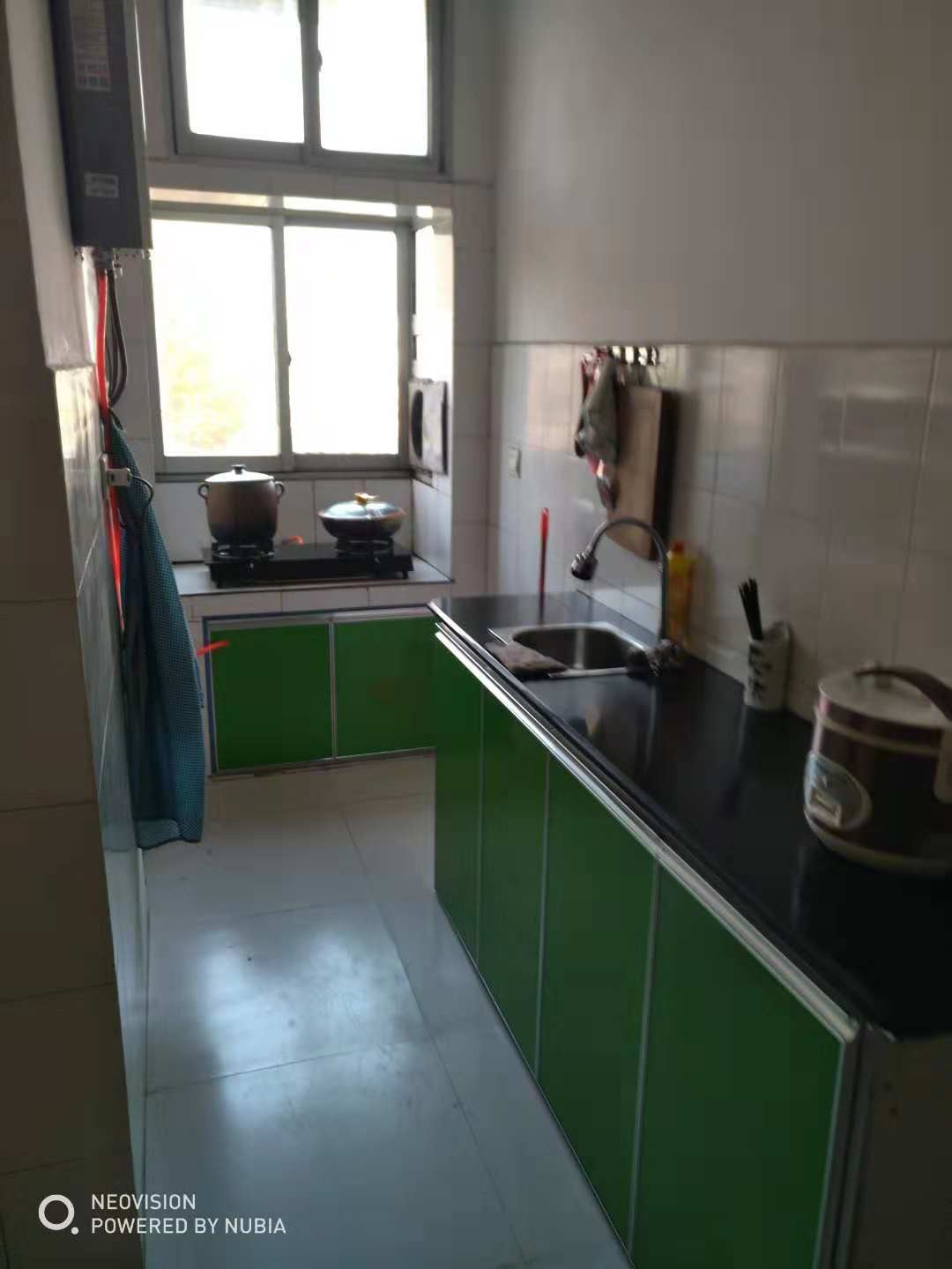 大新路 旁厅室房出租