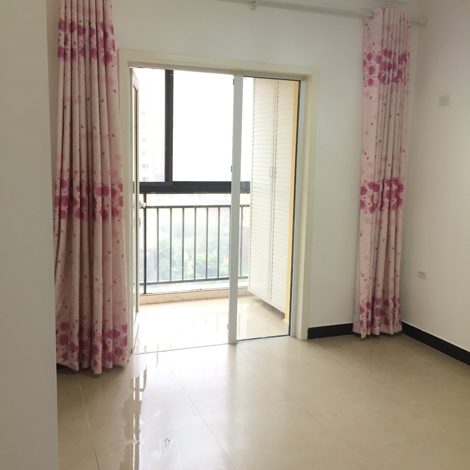 住满庭春暖气房，读仙桃 