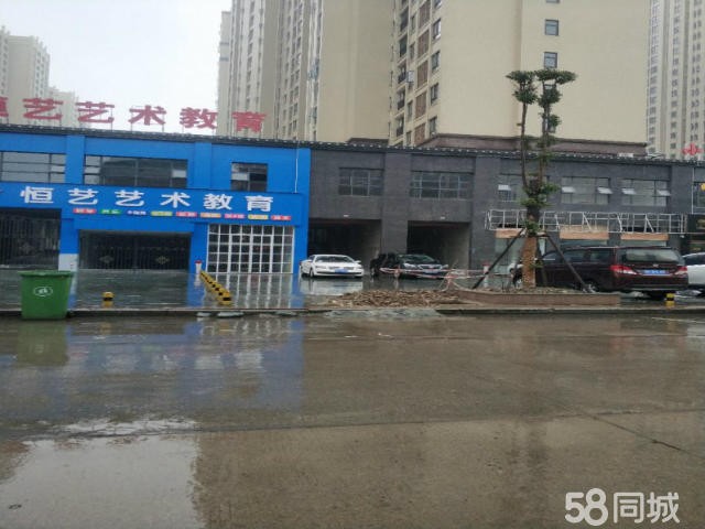 和合国际城临街门面空转（已装修