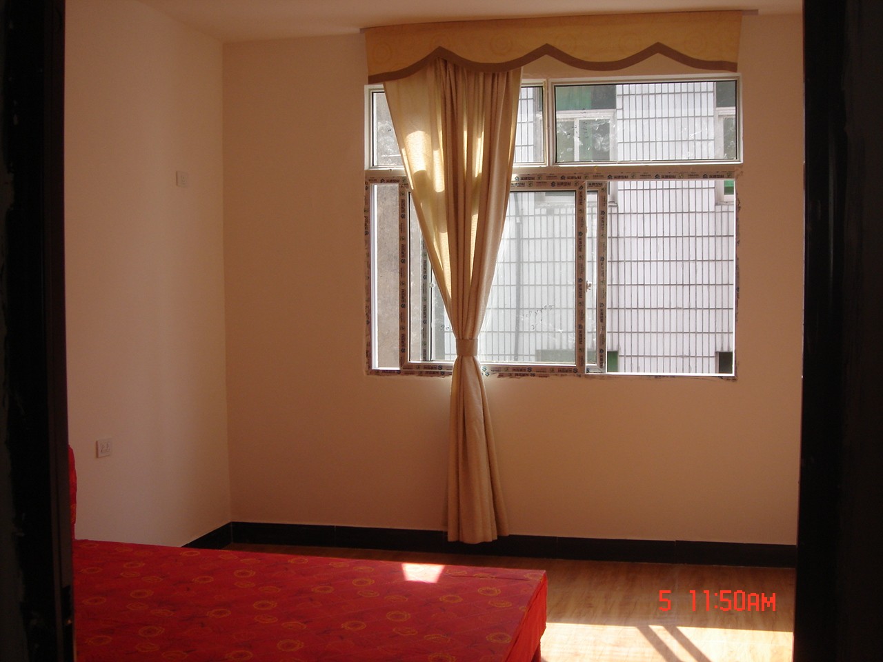 西桥康湾一品旁沔中北菜场路西桥一室一厅 厨卫热水器空调