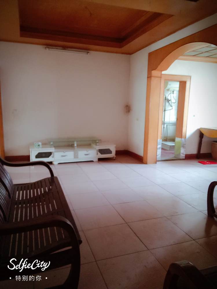 老三中三室两厅学区房