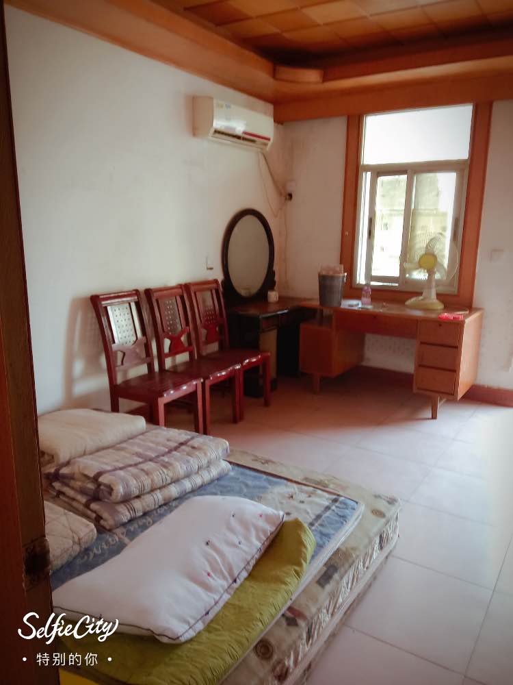 老三中三室两厅 房