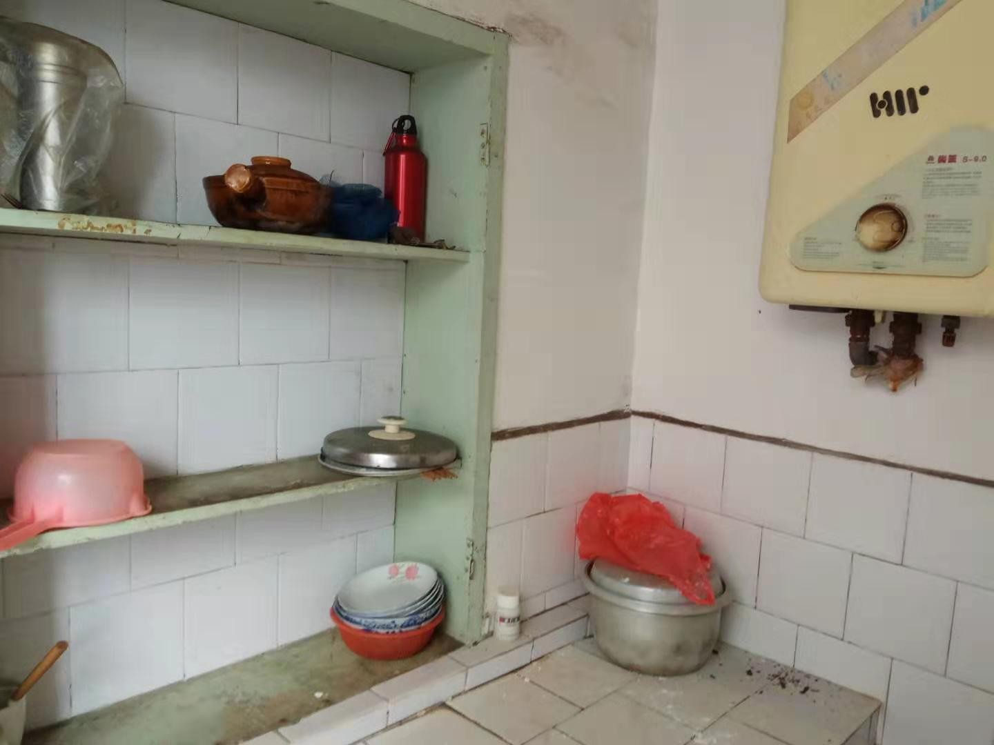 大洪小区二室一厅一厨一卫南北通透便宜出租