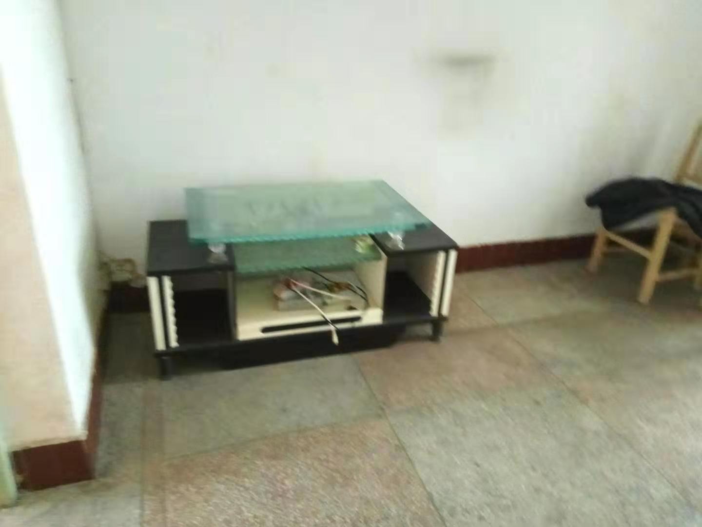 大洪小区二室一厅一厨一卫南北通透便宜出租