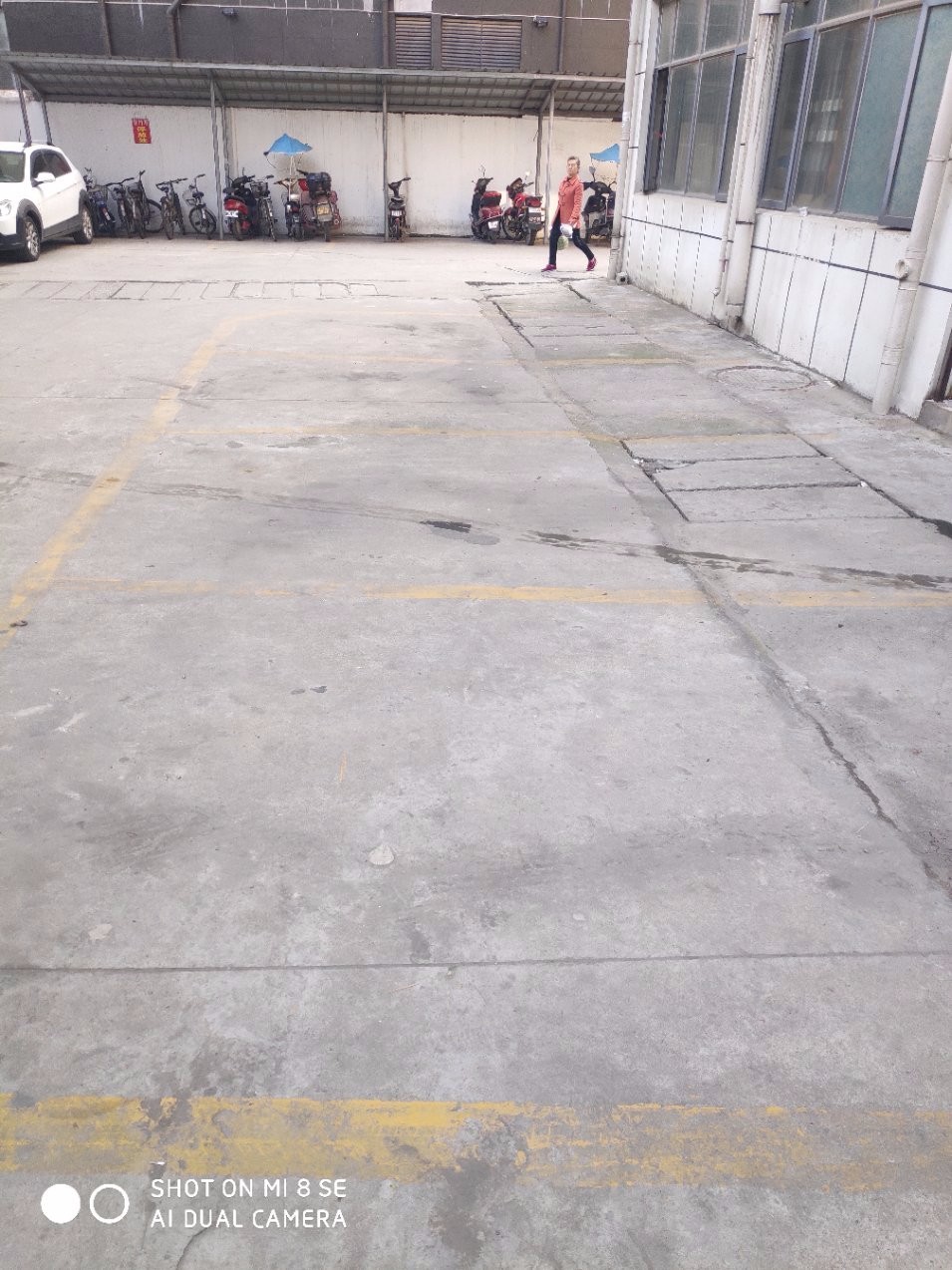 商城旁电梯小区！包过户