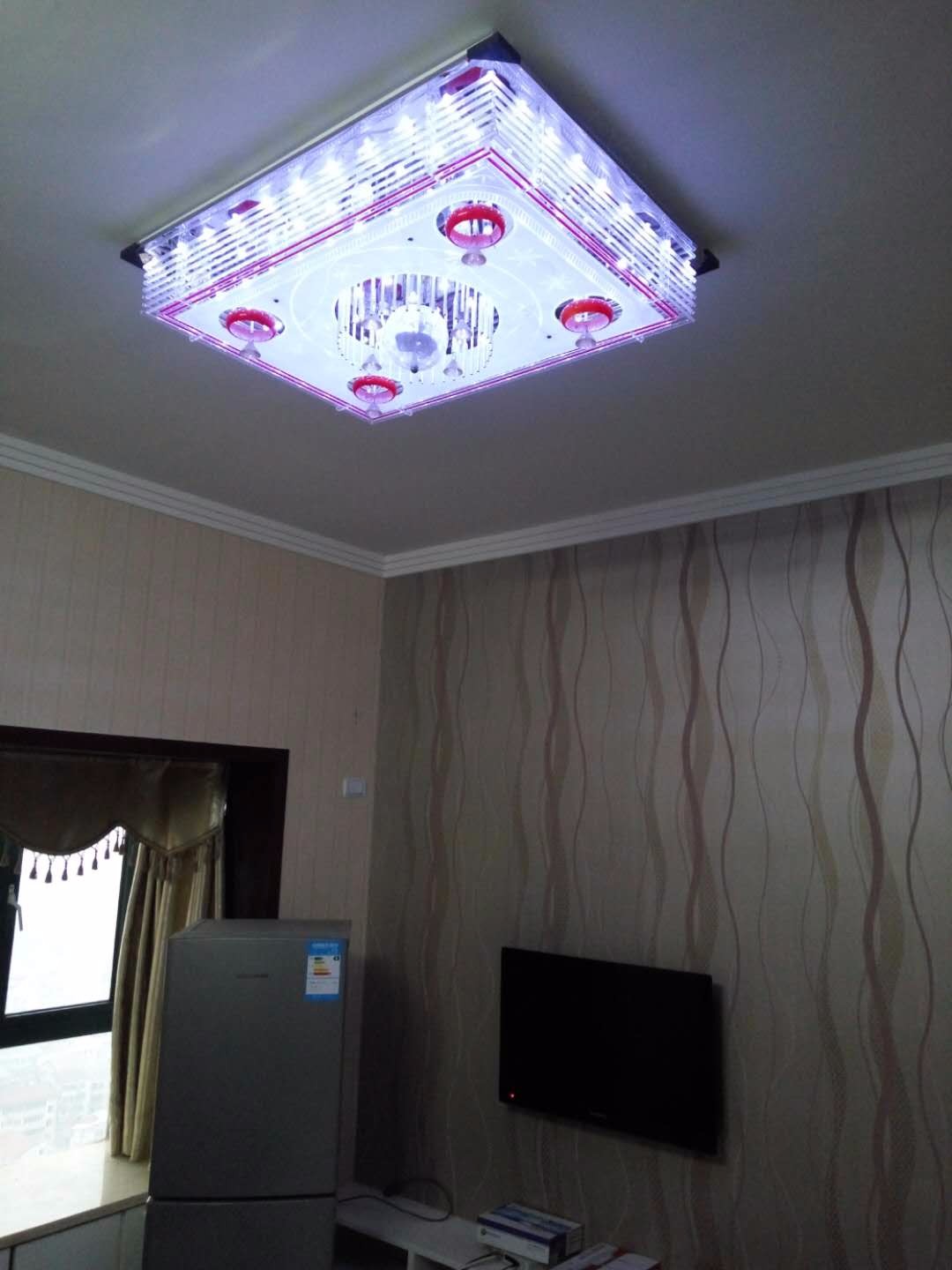 时代广场精装公寓出租