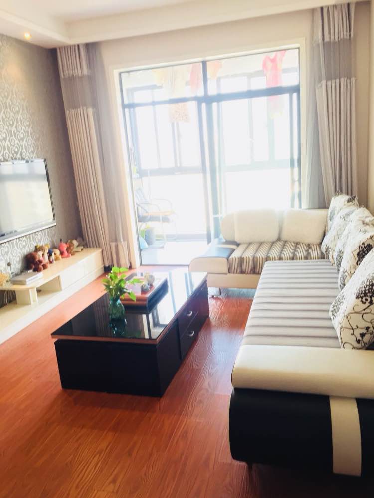 急售鸣宇尚城精装两房 