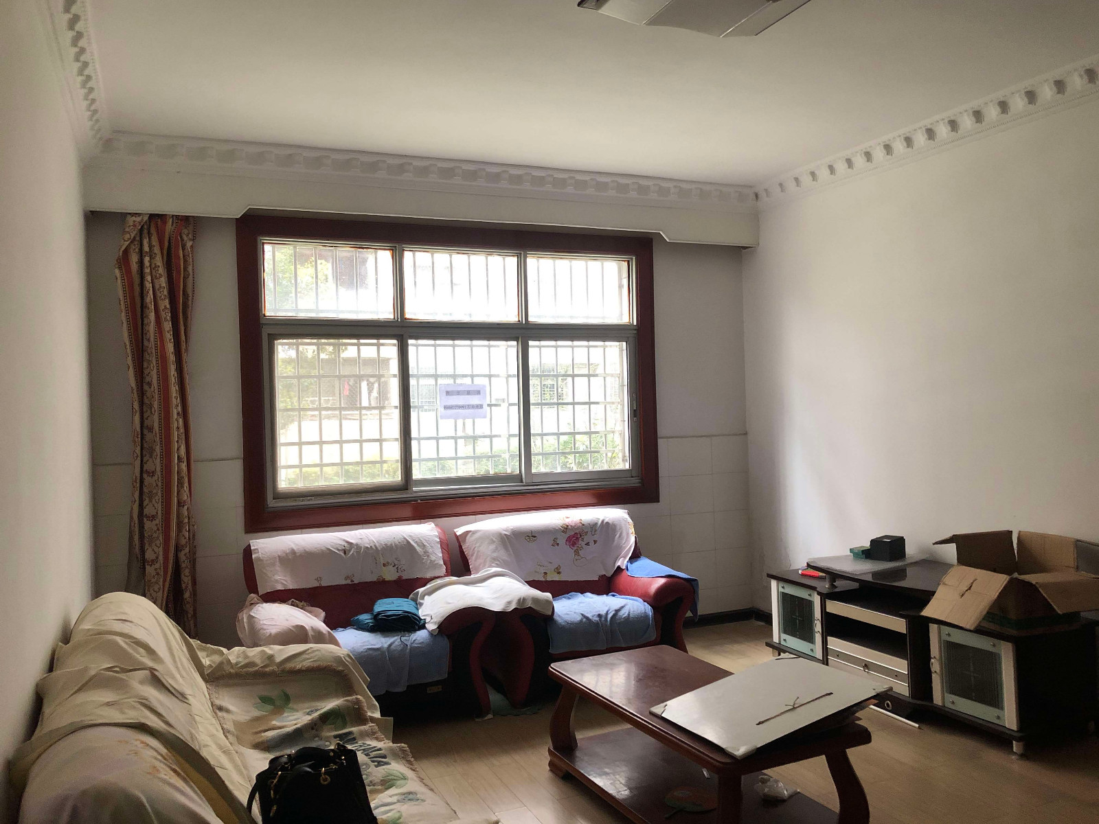  房复州花园一楼南北通透诚心出售