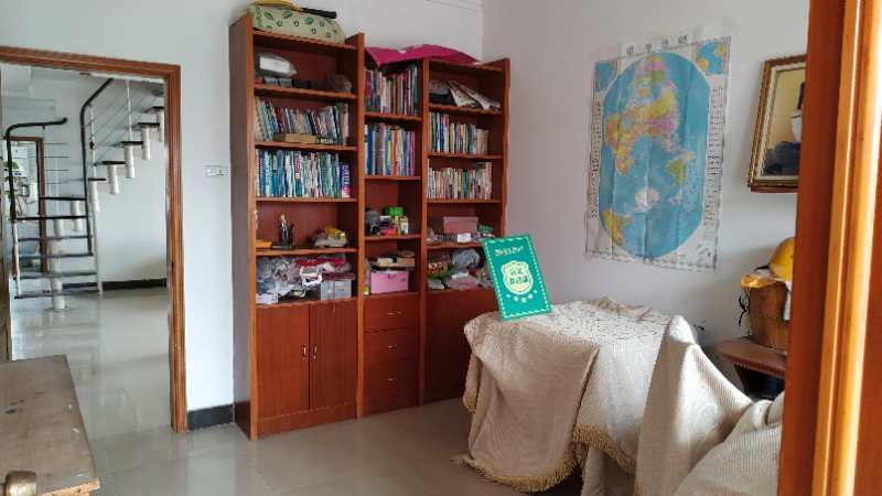 城市花园阳光复试精装修大三房紧邻武商二中中医院交通方便