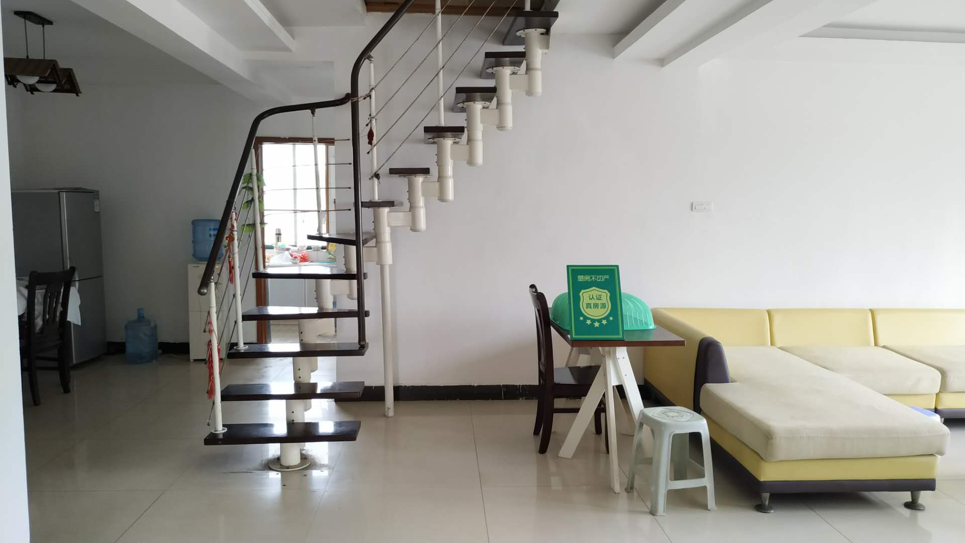 城市花园阳光复试精装修大三房紧邻武商二中中医院交通方便