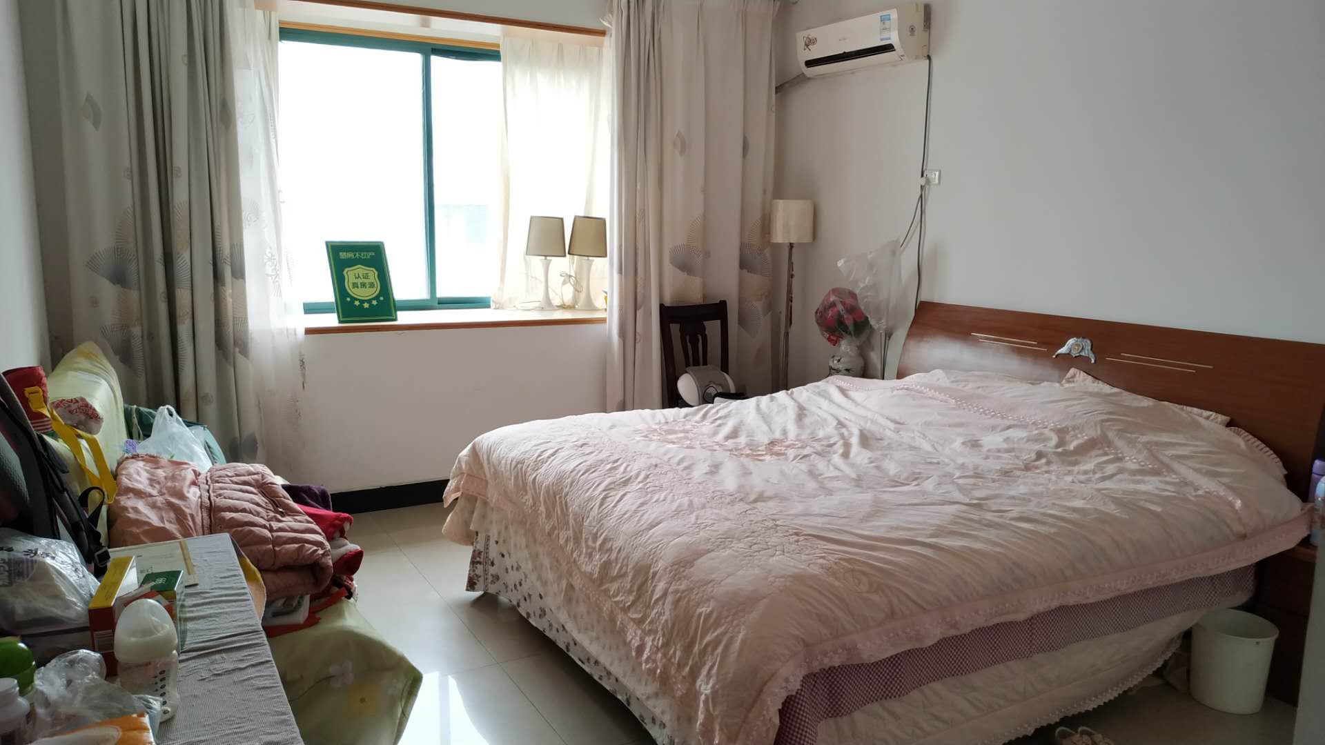 城市花园阳光复试精装修大三房紧邻武商二中中医院交通方便