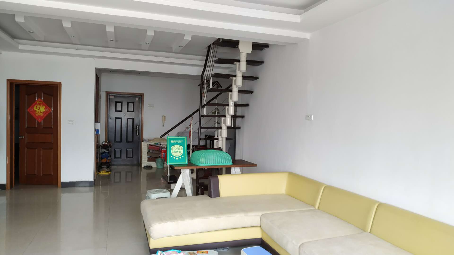 城市花园阳光复试精装修大三房紧邻武商二中中医院交通方便