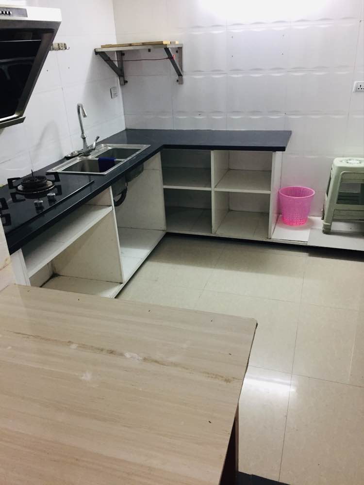 仙桃中学旁单位宿舍1楼有套房出租