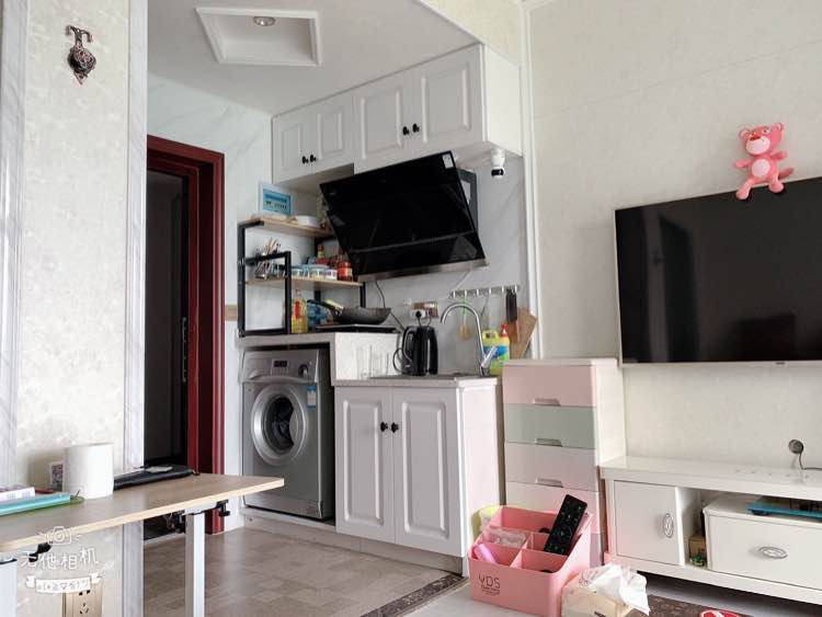 福星公寓！精装修，家电全送！全款20万不接受还价！楼下?️免费停车位！