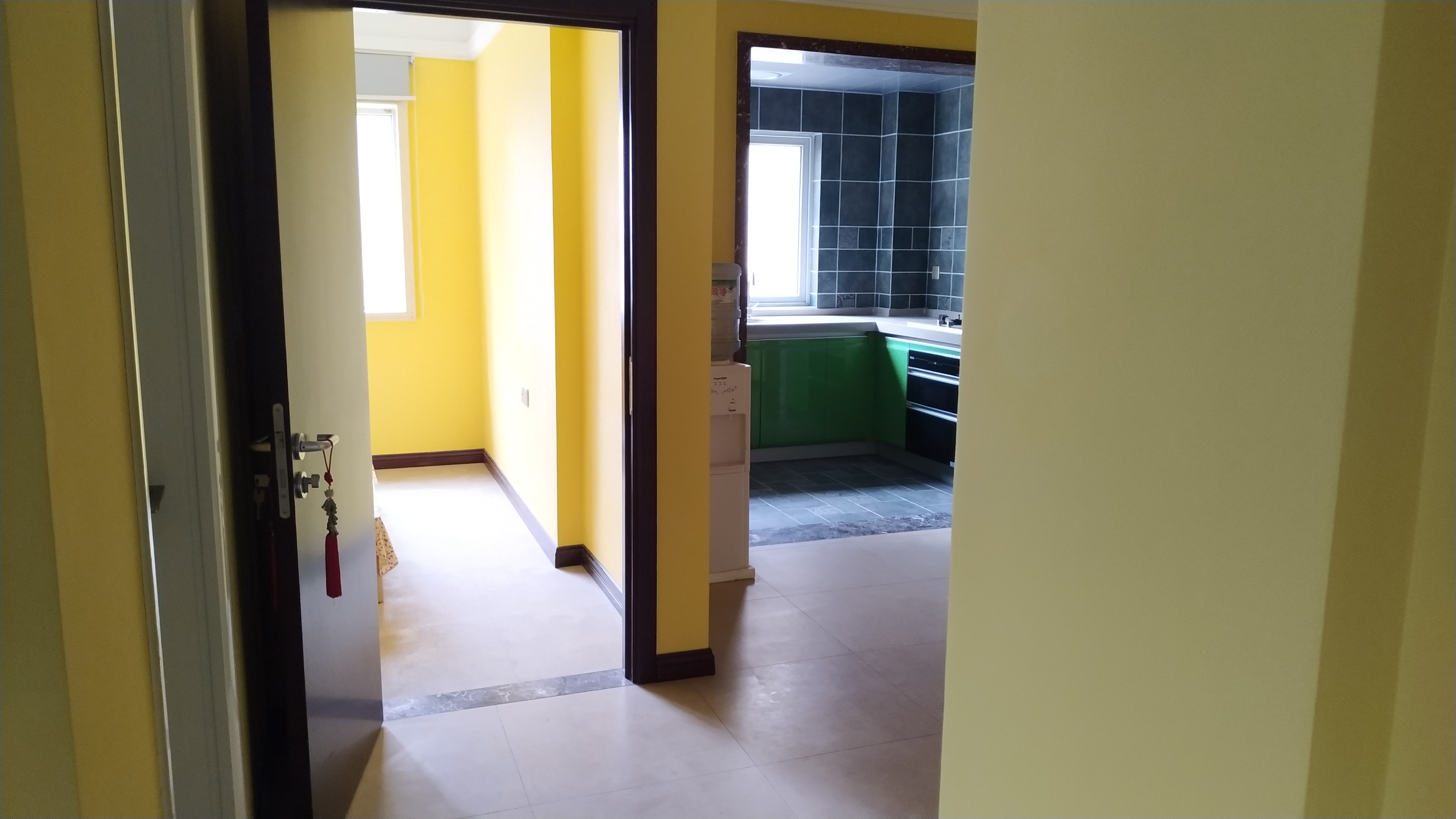 满庭春精装三房供暖房经典楼层证件满二湖景房仙桃 15路公交就在门口