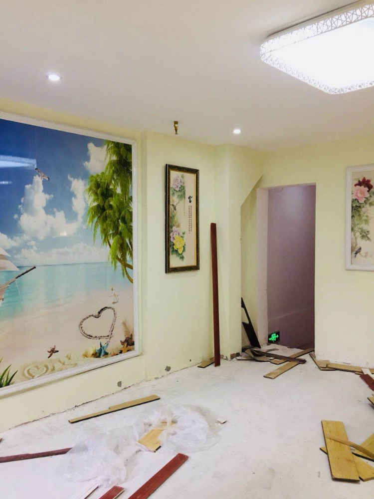 新城一号临街门面商铺出租，房东直租无转让费