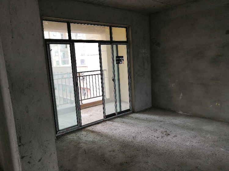 3室2厅2为一入户花园，可以改4室