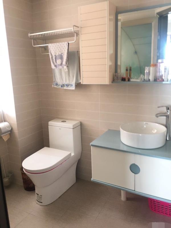 新城一号好楼层精装现房证件满两年拎包入住