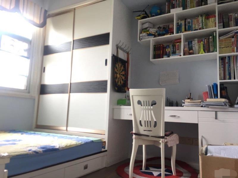 新城一号好楼层精装现房证件满两年拎包入住