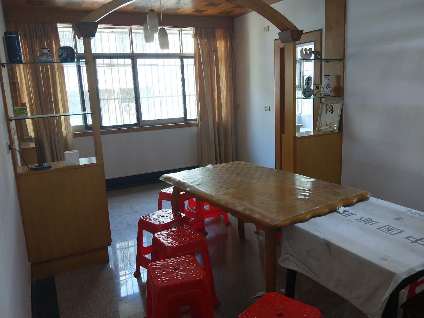 仙桃中学旁边财政所宿舍好楼层大三房不动产证在手