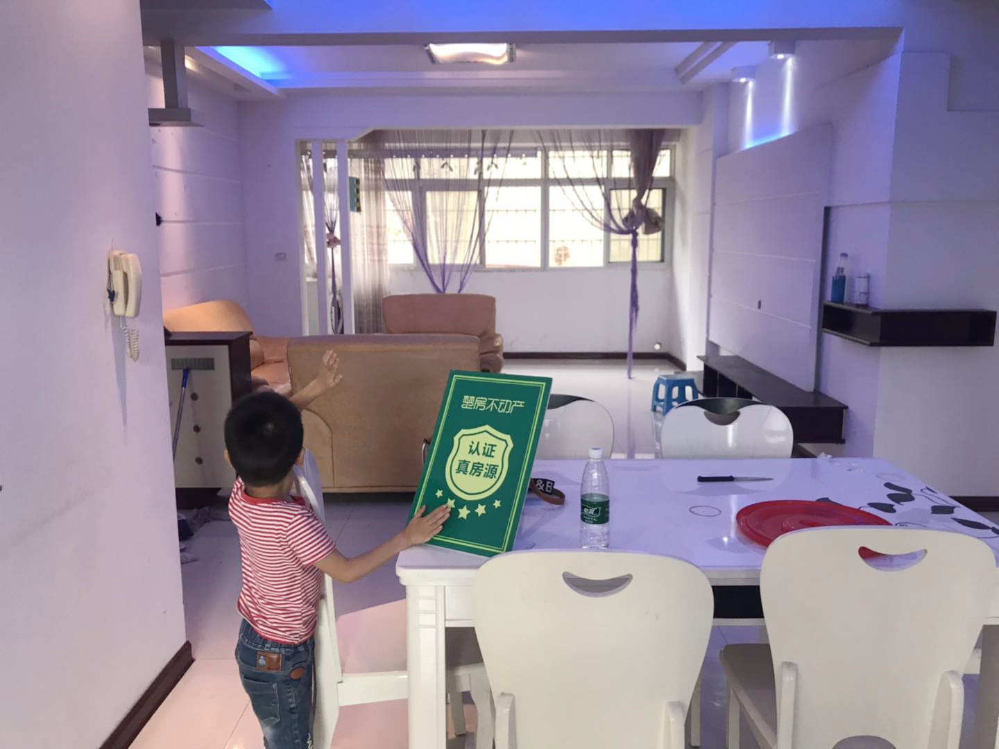 旺福园交通路商城附近大四房拎包入住诚意出售