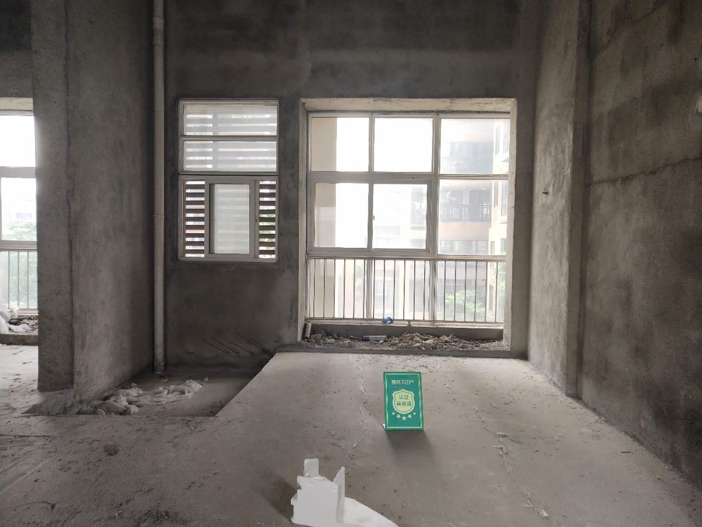 圣淘沙小区三中实验  房 南北通透前后无挡