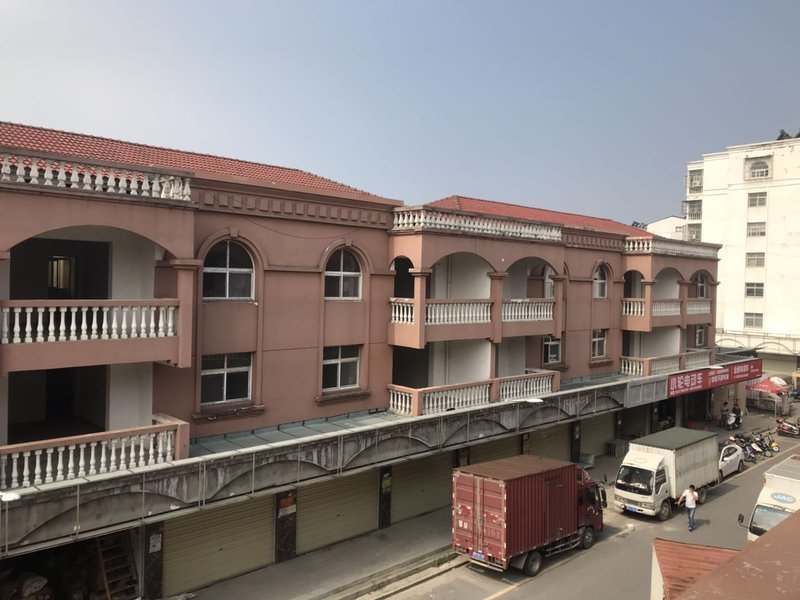 仙桃城心  超低首付 实景现房 惊爆价3600元/平 105平/121平 证件齐全 大证已下  天然气水电已进户