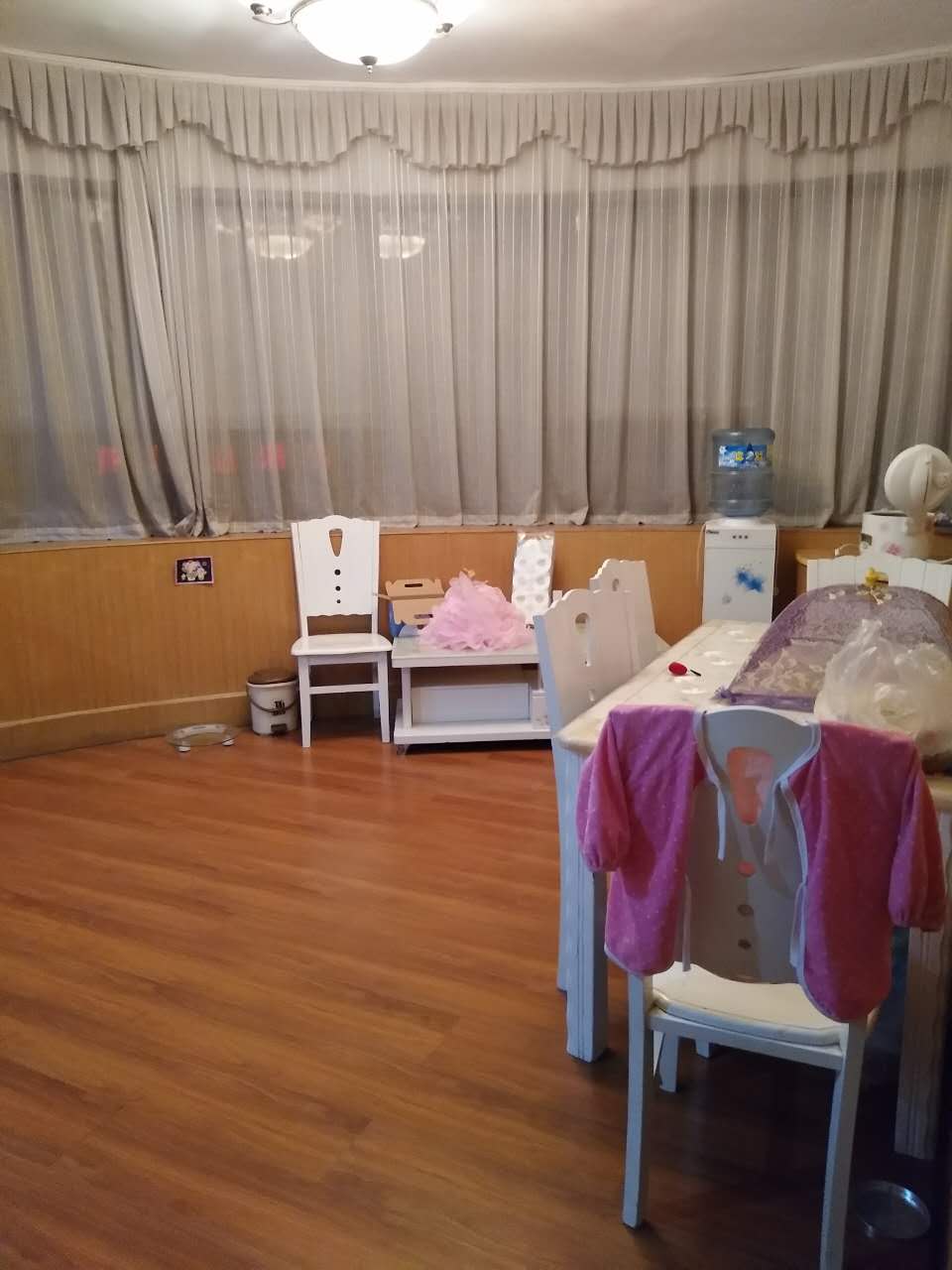 盐业公司宿舍楼地段好可拎包即住