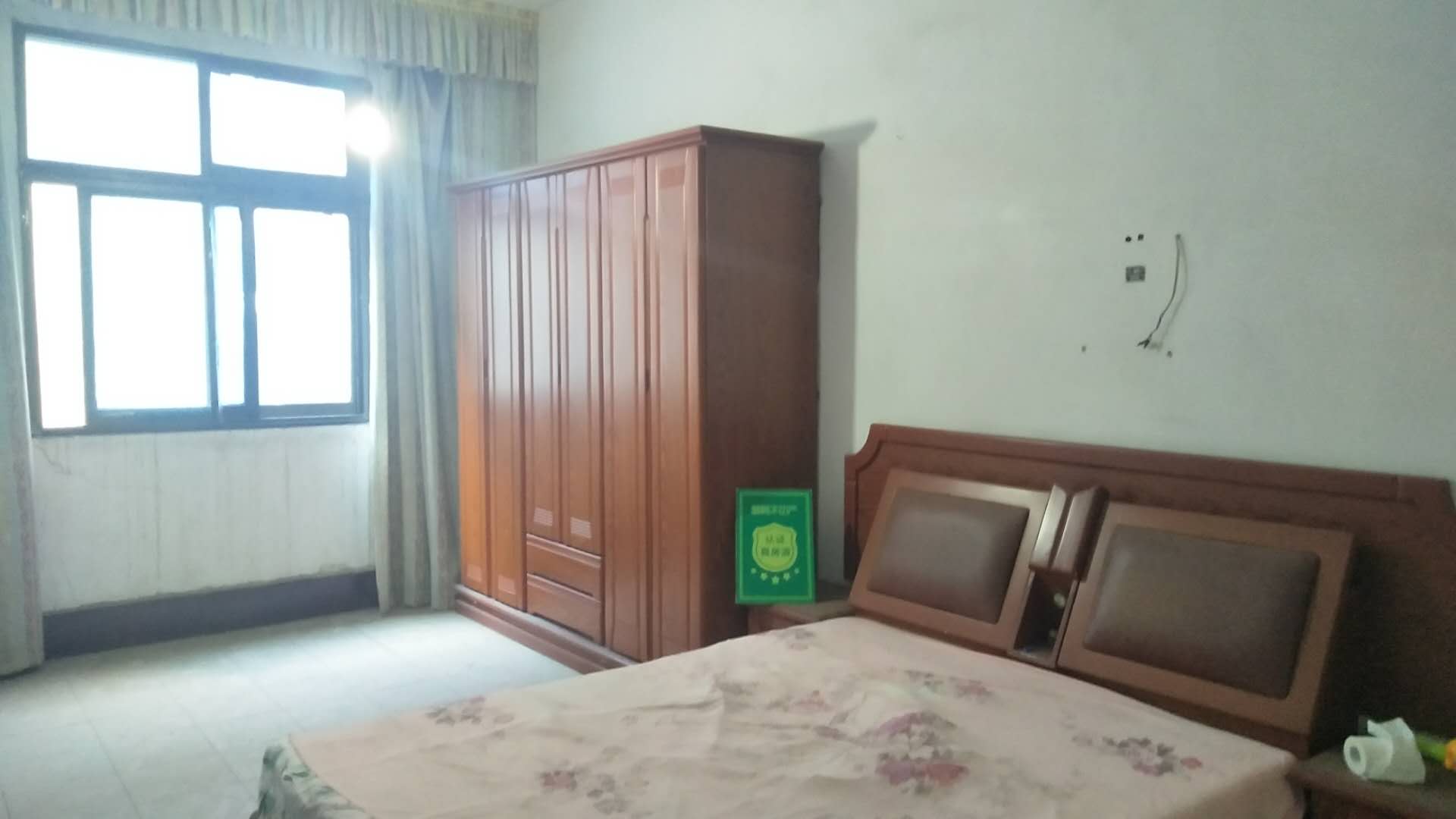 新生街 私房三层大房不一样的住房享受