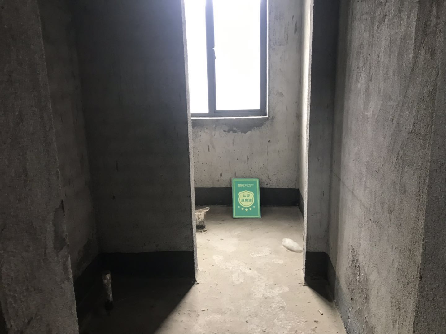 绿地华庭鹿城天然氧吧复式楼毛坯证满两年南北通透诚意出售