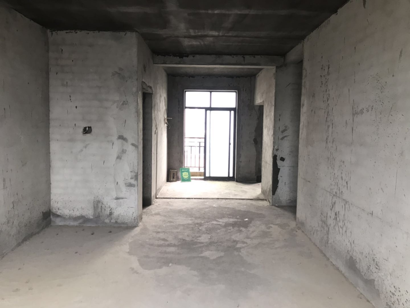 绿地华庭鹿城天然氧吧复式楼毛坯证满两年南北通透诚意出售