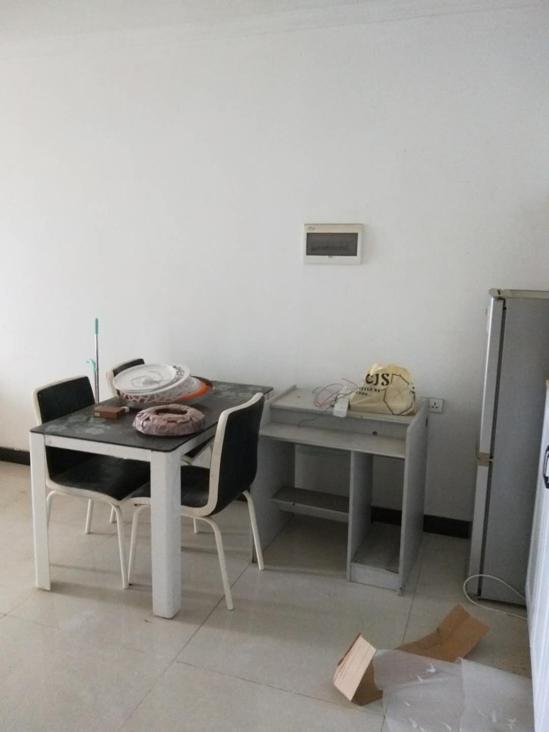 漫城林语装修两房　好楼层　全新装修　可按揭