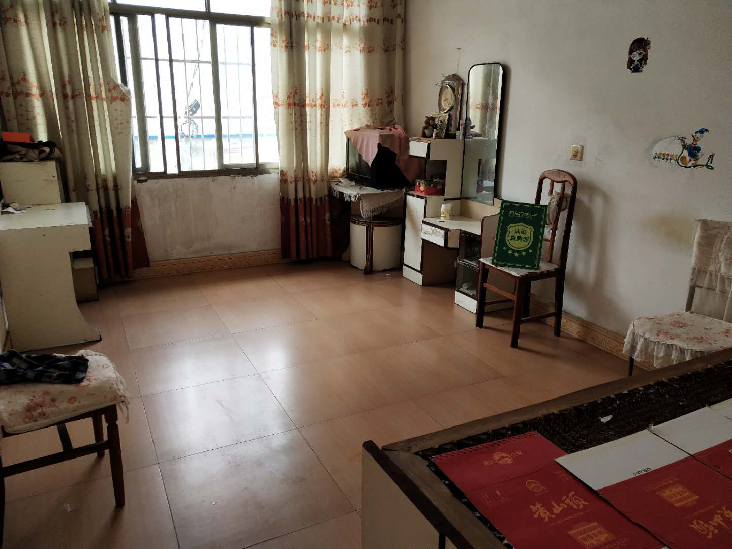 就在沙嘴小学旁 交通非常方便