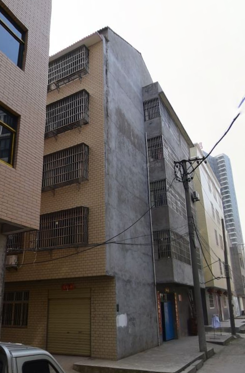 新装修精装房出租