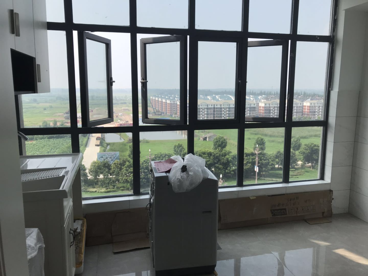 城南清华园附近天瑞公馆电梯精装修五证齐全准现房直接入住