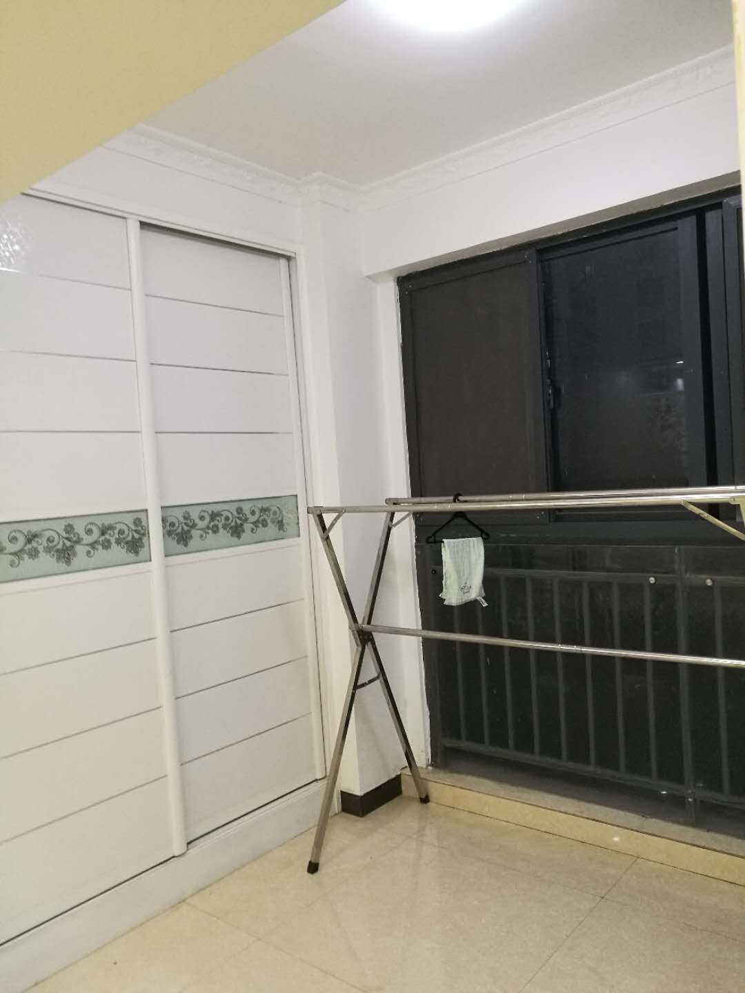 仙桃  房满庭春出租