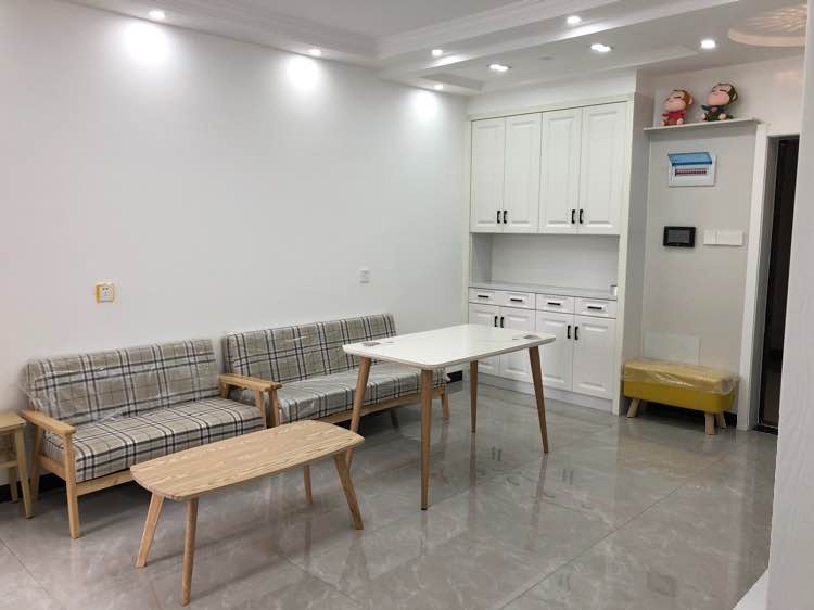 出租城南精装修学区房～啥都有 拎包入住